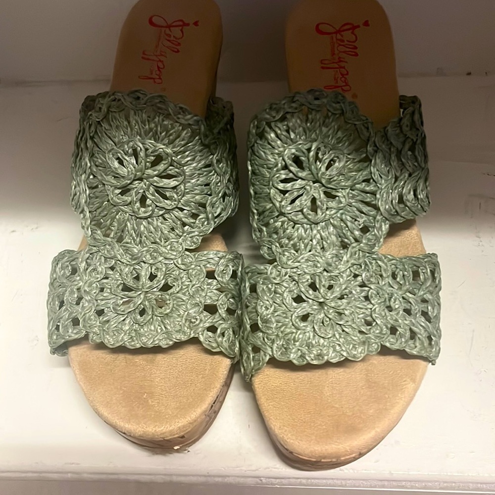 Wedge sandals